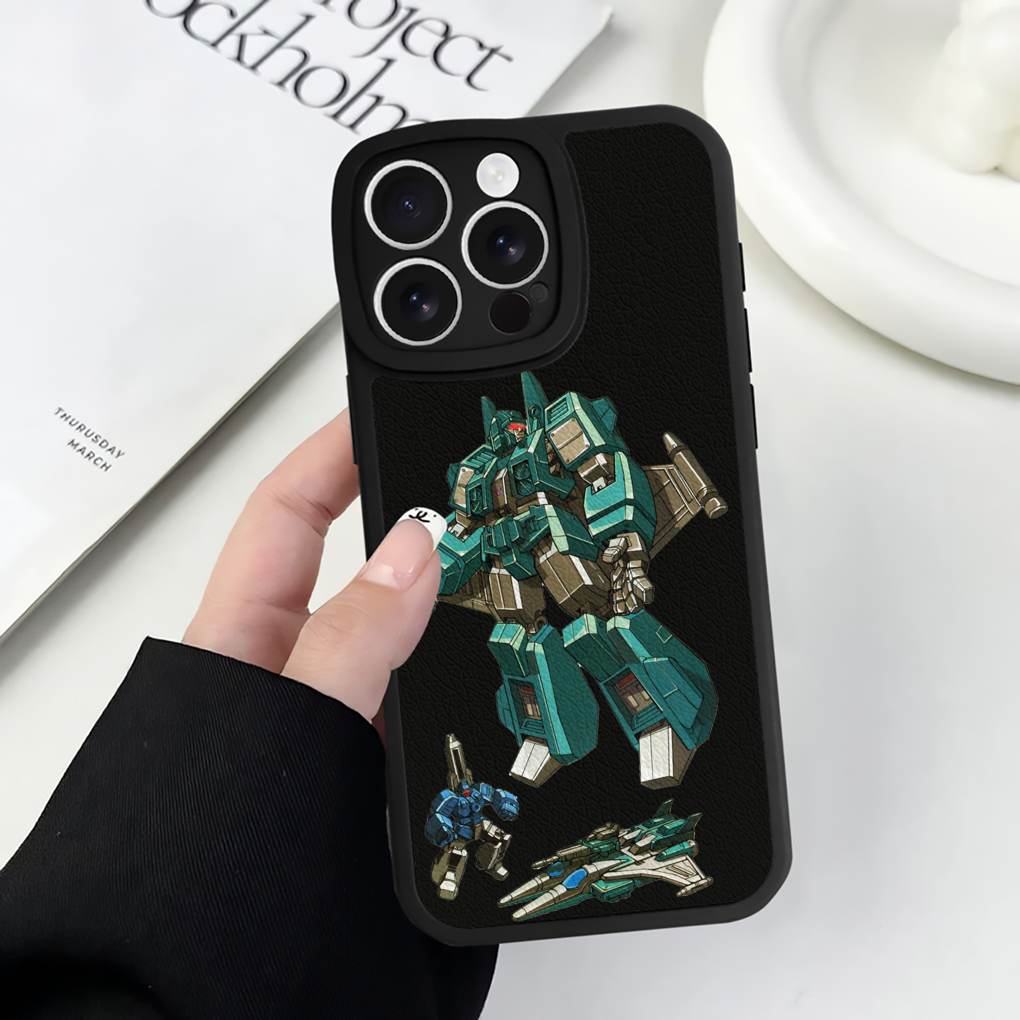（画像用）  【iPhone 16シリーズ対応】シリコンスマホケース（レザー調） 材質：シリコン